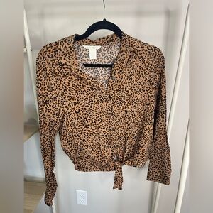 H&M Leopard Tie-Front Button Down Blouse with Notched Collar